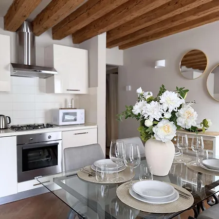 Corte Contarina Luxury San Marco Daire *